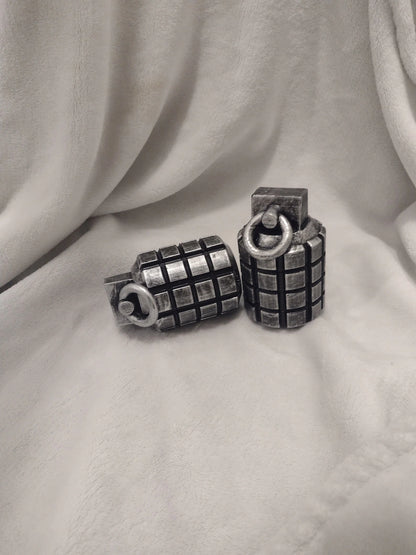 Krieg's Cosplay Grenades